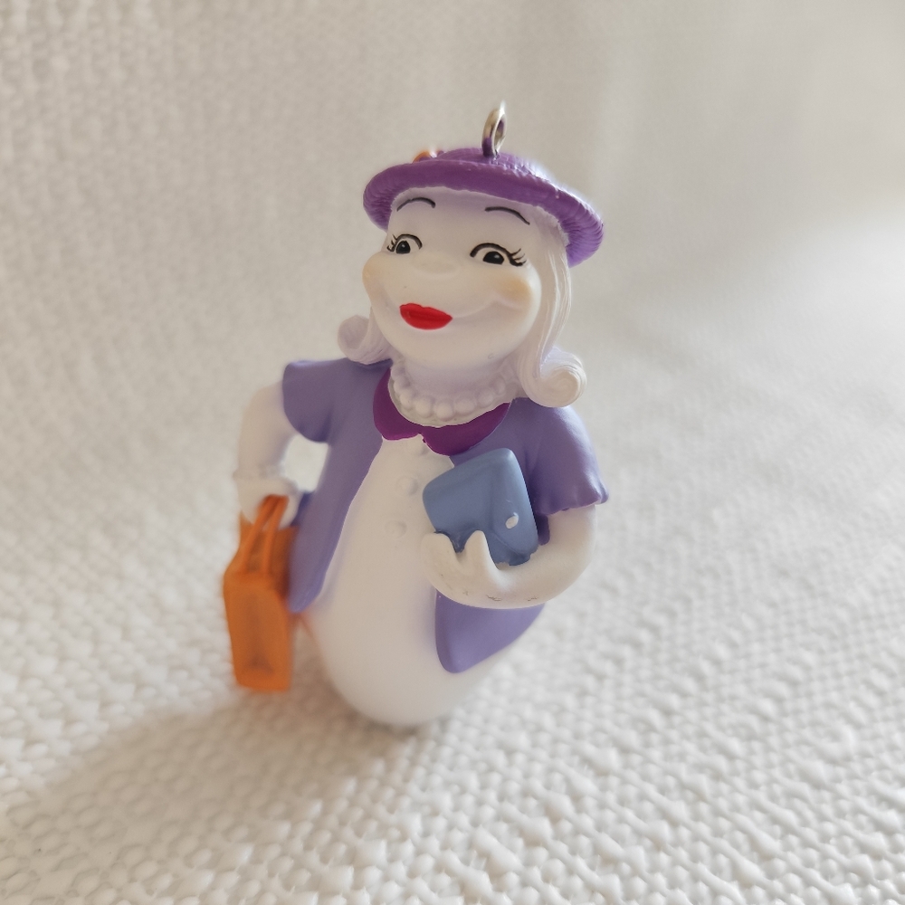 2/$12🍒Hallmark 2005 Grandma Tillie from the Hauntington Ornament
